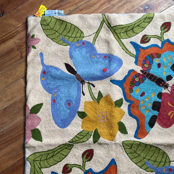 Funky People wool butterfly small scatter - Picture 3 of 10